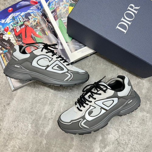 (VORBESTELLUNG) B30 - TRAINER